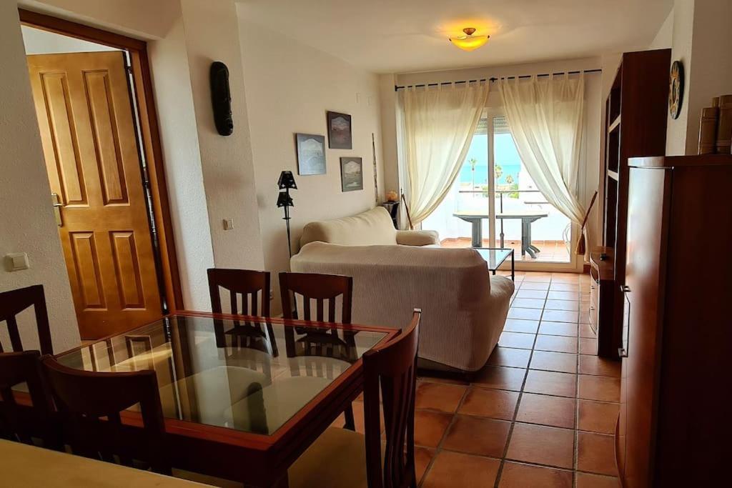 Atico Duplex Con Vistas Al Mar En Захара-де-лос-Атунес Экстерьер фото